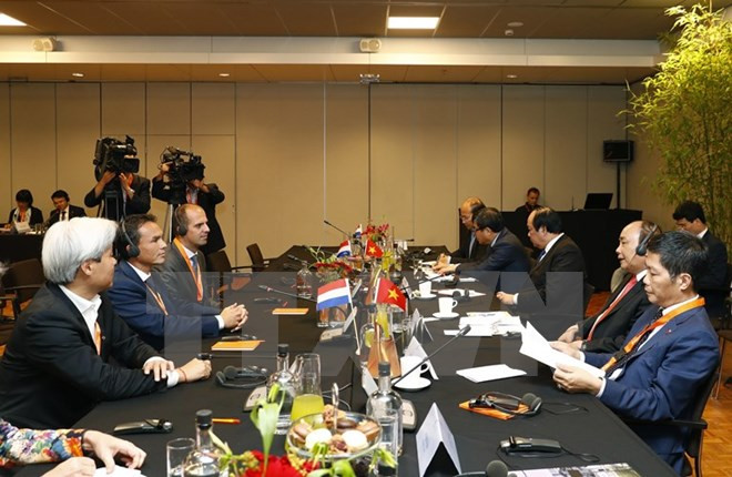 Le PM Nguyên Xuân Phuc rencontre des géants économiques néerlandais ảnh 2 Le PM Nguyên Xuân Phuc rencontre des géants économiques néerlandais ảnh 2