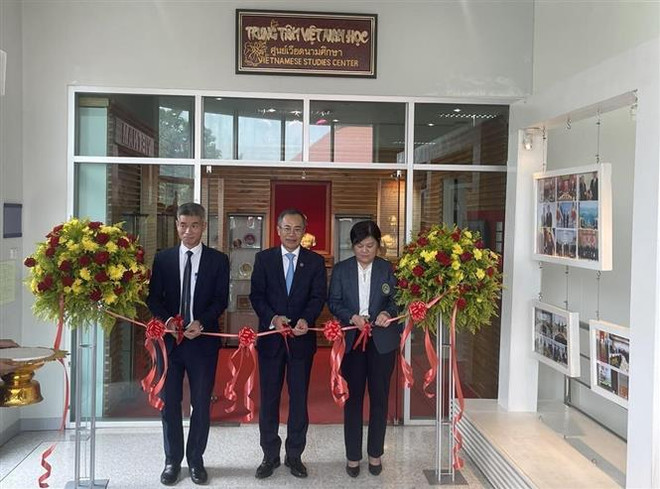 Le premier centre d'études sur le Vietnam au Nord-Est de la Thaïlande voit le jour ảnh 1