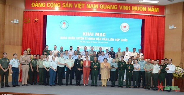 Le Vietnam et le Canada coopèrent dans les opérations de maintien de la paix ảnh 1