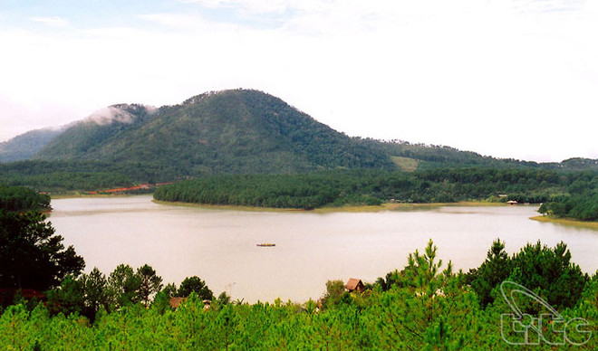 Beauté séduisante du lac Tuyen Lam à Da Lat ảnh 2 Beauté séduisante du lac Tuyen Lam à Da Lat ảnh 2