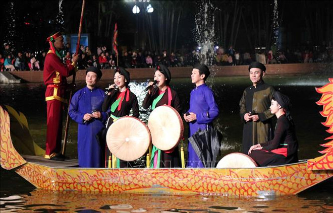 Au printemps, retours et détours au pays des duos d’amour ảnh 2 Au printemps, retours et détours au pays des duos d’amour ảnh 2