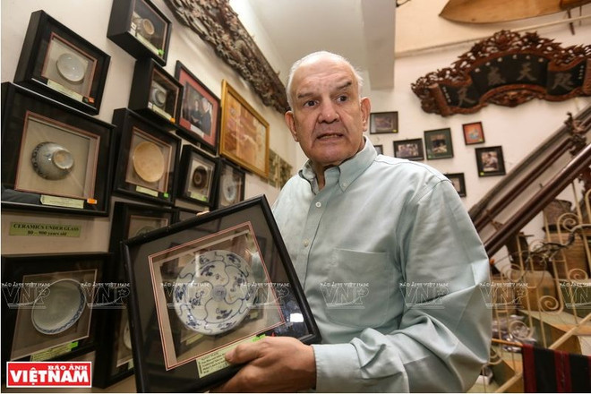 Mark Rapport, collectionneur d’objets des ethnies minoritaires et fier de l’être ảnh 1 Mark Rapport, collectionneur d’objets des ethnies minoritaires et fier de l’être ảnh 1