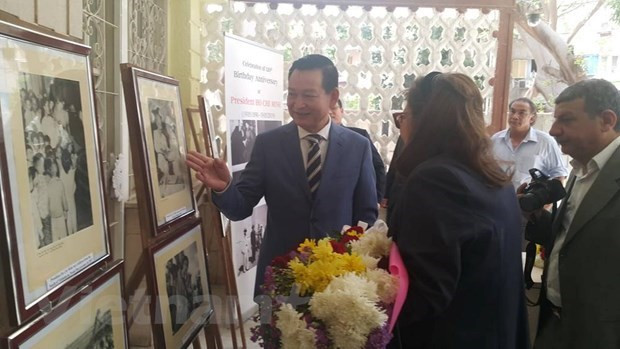 Le 129e anniversaire du Président Hô Chi Minh célébré en Égypte ảnh 1 Le 129e anniversaire du Président Hô Chi Minh célébré en Égypte ảnh 1