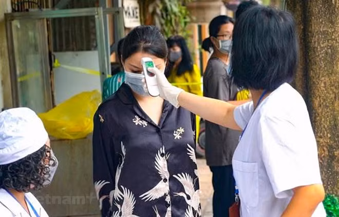 COVID-19: le Vietnam détecte un nouveau cas ảnh 1