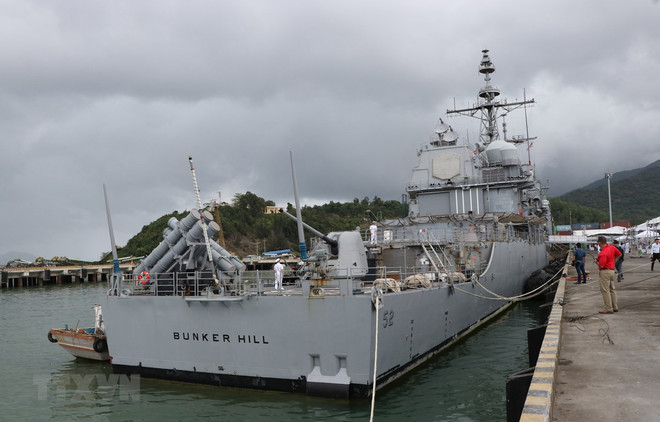 Des navires de la marine américaine en visite dans la ville de Da Nang ảnh 1 Des navires de la marine américaine en visite dans la ville de Da Nang ảnh 1