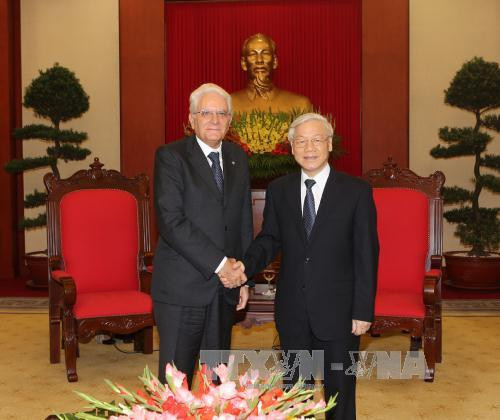 Les dirigeants vietnamiens reçoivent le président italien ảnh 1 Les dirigeants vietnamiens reçoivent le président italien ảnh 1