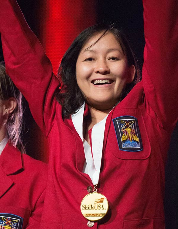 Une étudiante vietnamienne remporte la médaille d’or au concours Skills USA ảnh 1 Une étudiante vietnamienne remporte la médaille d’or au concours Skills USA ảnh 1
