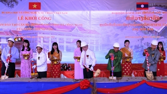 Mise en chantier d’un centre de formation de cadres dans les sciences et technologies au Laos ảnh 1 Mise en chantier d’un centre de formation de cadres dans les sciences et technologies au Laos ảnh 1