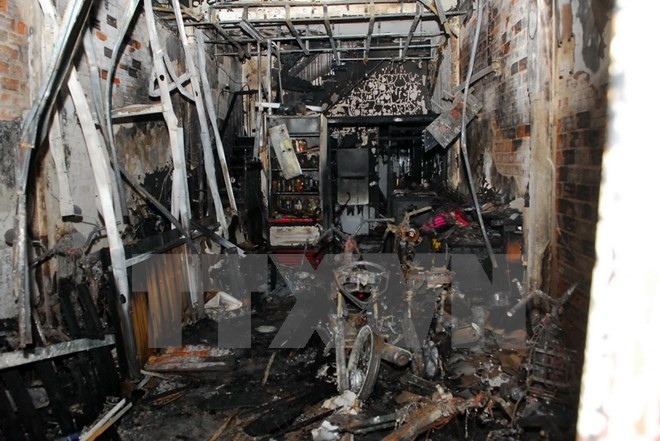 Un incendie fait six morts et quatre blessés à Hô Chi Minh-Ville ảnh 1 Un incendie fait six morts et quatre blessés à Hô Chi Minh-Ville ảnh 1