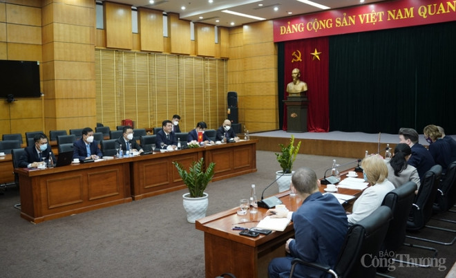 Le Vietnam et les Etats-Unis réfléchissent à rehausser leur partenariat ảnh 1 Le Vietnam et les Etats-Unis réfléchissent à rehausser leur partenariat ảnh 1