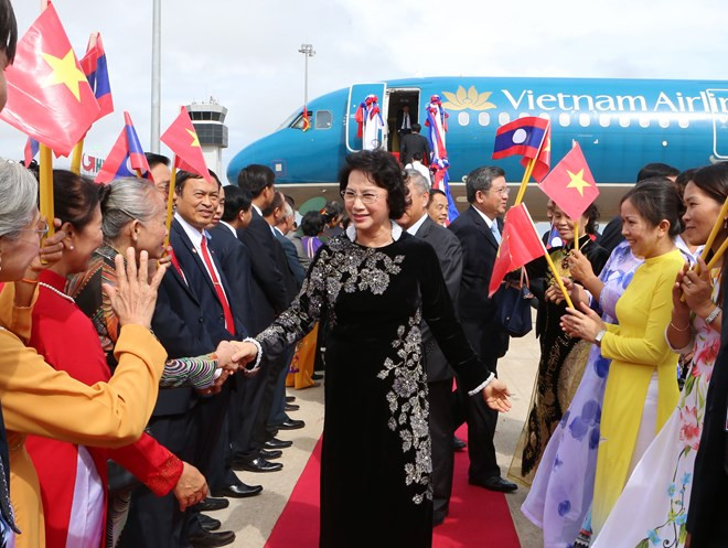 La présidente de l'AN Nguyen Thi Kim Ngan entame sa visite d'amitié officielle au Laos ảnh 1 La présidente de l'AN Nguyen Thi Kim Ngan entame sa visite d'amitié officielle au Laos ảnh 1