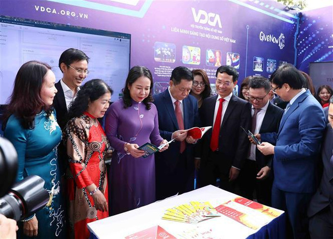 La presse appelée à être professionnelle et moderne ảnh 3