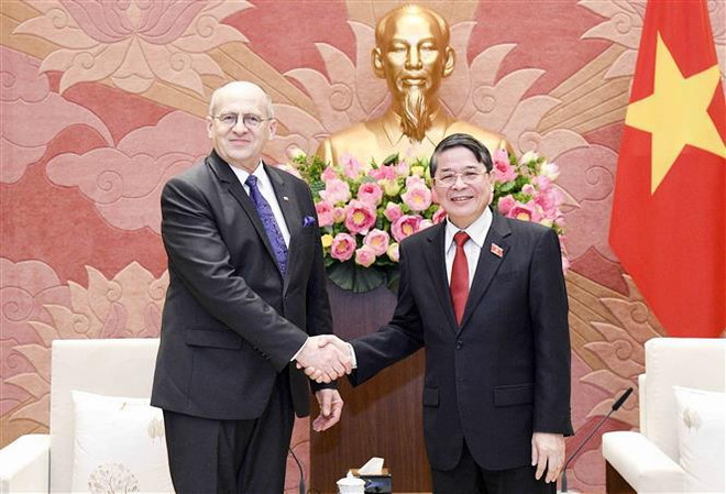 Vietnam et Pologne souhaitent renforcer la coopération multiforme ảnh 2 Vietnam et Pologne souhaitent renforcer la coopération multiforme ảnh 2