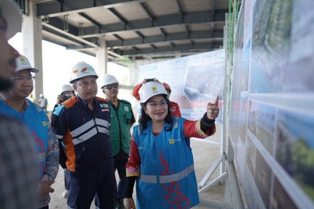 L'Indonésie prépare des stations de recharge pour véhicules électriques pour le sommet de l'ASEAN ảnh 1 L'Indonésie prépare des stations de recharge pour véhicules électriques pour le sommet de l'ASEAN ảnh 1