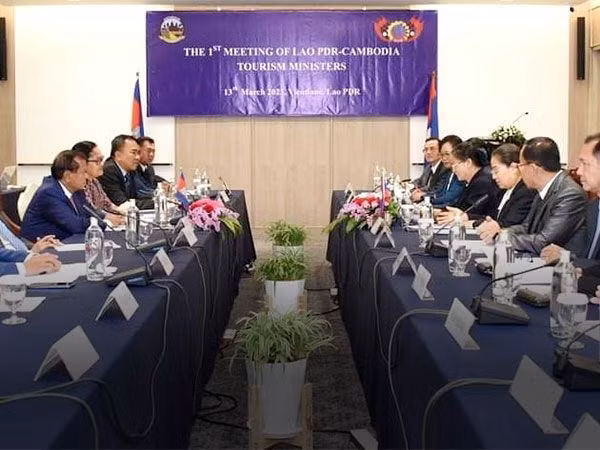 Le Laos et le Cambodge renforcent leur coopération dans le tourisme ảnh 1