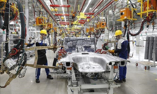 L’ancien ambassadeur australien Graham Alliband est impressionné du changement du Vietnam ảnh 1