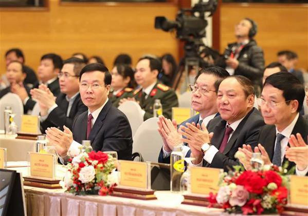 Séminaire sur les 80 ans du Programme sur la culture vietnamienne (1943-2023) ảnh 2 Séminaire sur les 80 ans du Programme sur la culture vietnamienne (1943-2023) ảnh 2