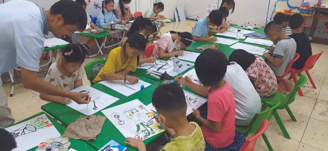 Petite histoire colorée du "village des peintres" de Cô Dô ảnh 3