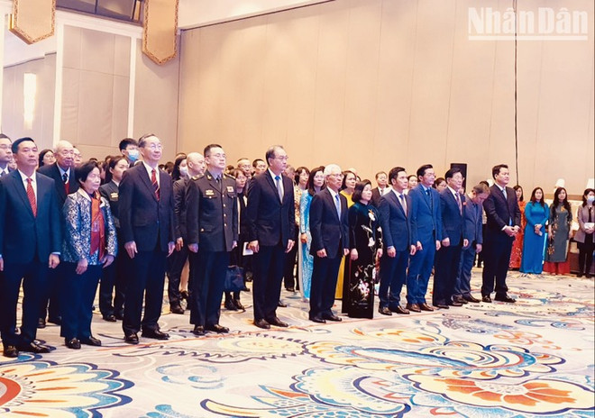 Célébration des 73 ans des relations diplomatiques Vietnam-Chine à Pékin ảnh 1 Célébration des 73 ans des relations diplomatiques Vietnam-Chine à Pékin ảnh 1