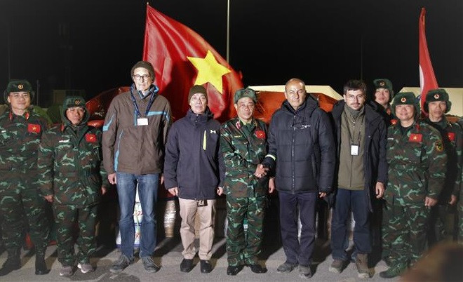 Séisme: l'équipe de l'Armée populaire du Vietnam remet des matériels de secours à la Turquie ảnh 1 Séisme: l'équipe de l'Armée populaire du Vietnam remet des matériels de secours à la Turquie ảnh 1