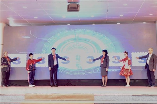 Lancement d'un concours de collection et de recherche de timbres sur la Patrie ảnh 1