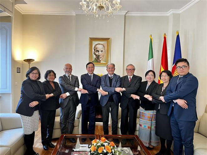 Le Vietnam contribue à promouvoir la coopération ASEAN-Italie ảnh 1 Le Vietnam contribue à promouvoir la coopération ASEAN-Italie ảnh 1