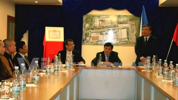 L'Association des Bouddhistes vietnamiens en R. tchèque s’oriente vers le pays natal ảnh 1