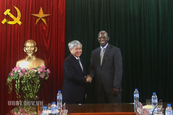 Le Vietnam apprécie le soutien de la BM au développement des ethnies minoritaires ảnh 1 Le Vietnam apprécie le soutien de la BM au développement des ethnies minoritaires ảnh 1