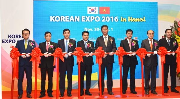Exposition « Korea Expo 2016 » à Hanoi ảnh 1