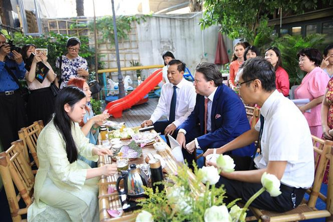 Diverses activités à la Journée culturelle de l'amitié Vietnam - États-Unis à Hanoï ảnh 1 Diverses activités à la Journée culturelle de l'amitié Vietnam - États-Unis à Hanoï ảnh 1