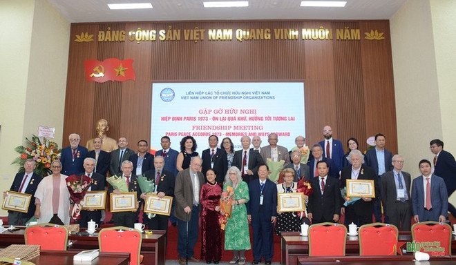 Les soutiens internationaux en faveur des Accords de Paris sur le Vietnam ảnh 2 Les soutiens internationaux en faveur des Accords de Paris sur le Vietnam ảnh 2