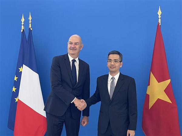 Le Vietnam et la France renforcent leur coopération financière ảnh 1 Le Vietnam et la France renforcent leur coopération financière ảnh 1