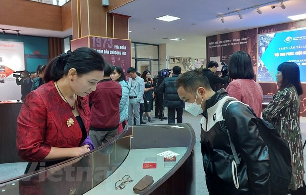 Plus de 200 documents sur la Conférence de Paris exposés à Hanoï ảnh 2 Plus de 200 documents sur la Conférence de Paris exposés à Hanoï ảnh 2