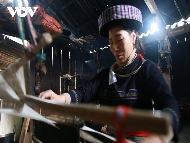 Les Mông indigo, une communauté attachée aux traditions ảnh 2 Les Mông indigo, une communauté attachée aux traditions ảnh 2