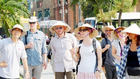 Les nationalités principales des touristes étrangers au Vietnam ảnh 1 Les nationalités principales des touristes étrangers au Vietnam ảnh 1