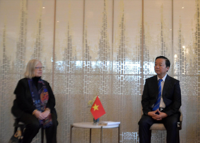 Activités du vice-Premier ministre Tran Hong Ha en Suisse ảnh 1 Activités du vice-Premier ministre Tran Hong Ha en Suisse ảnh 1