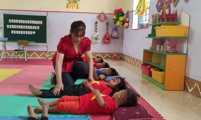 Pour donner une bonne éducation aux enfants de Lai Châu ảnh 1