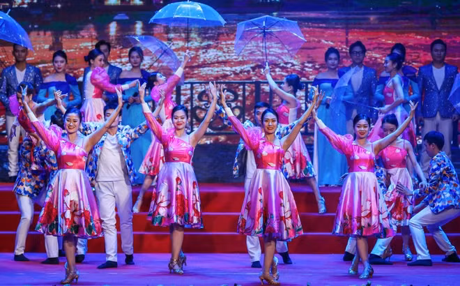 Lancement de la Semaine de la danse du Vietnam 2023 ảnh 1 Lancement de la Semaine de la danse du Vietnam 2023 ảnh 1