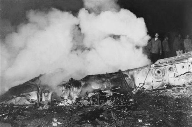 Un journal allemand salue la victoire historique "Hanoi - Dien Bien Phu aérien" ảnh 1 Un journal allemand salue la victoire historique "Hanoi - Dien Bien Phu aérien" ảnh 1