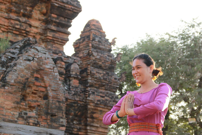 Préserver et développer le tissage des brocatelles Cham ảnh 3 Préserver et développer le tissage des brocatelles Cham ảnh 3