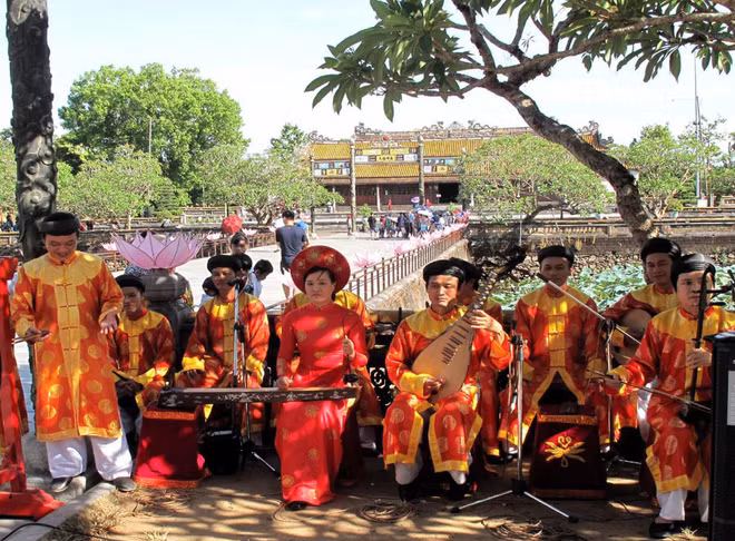 Le "Nha Nhac", musique de cour vietnamienne ảnh 2 Le "Nha Nhac", musique de cour vietnamienne ảnh 2