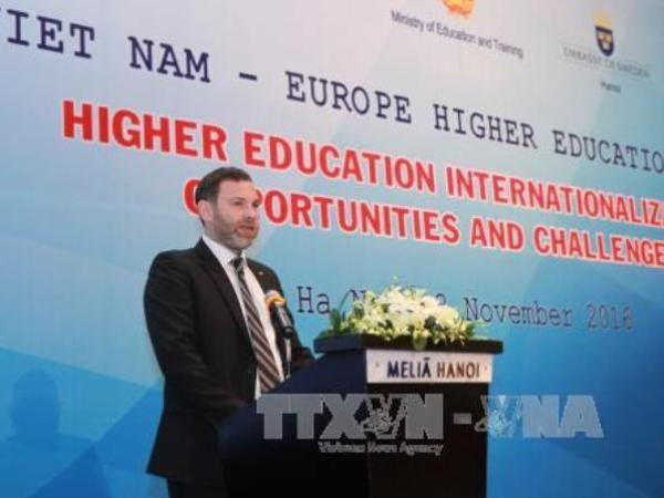 Ouverture du forum sur l’enseignement supérieur Vietnam-Europe ảnh 1 Ouverture du forum sur l’enseignement supérieur Vietnam-Europe ảnh 1