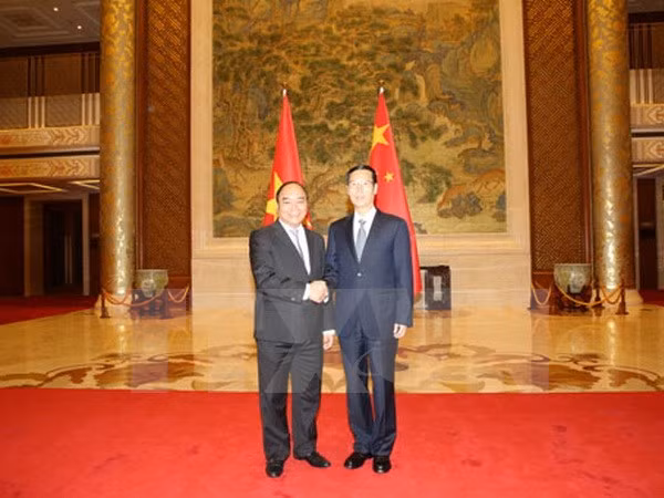 Le Vietnam et la Chine intensifient leurs relations ảnh 1