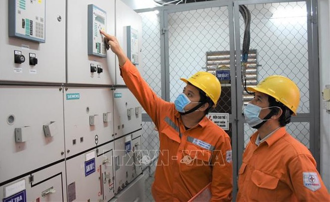 Le ministère de l'Industrie et du Commerce s’engage à fournir suffisamment d’électricité en 2022 ảnh 1 Le ministère de l'Industrie et du Commerce s’engage à fournir suffisamment d’électricité en 2022 ảnh 1