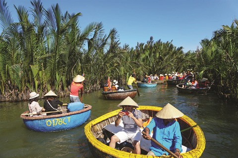 Succès fulgurant des "bateaux-paniers" de Hôi An ảnh 3 Succès fulgurant des "bateaux-paniers" de Hôi An ảnh 3