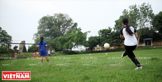 Duong Khac Kiêm, manager de foot du village ảnh 4 Duong Khac Kiêm, manager de foot du village ảnh 4
