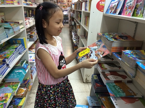 Des bandes dessinées historiques qui fascinent de jeunes lecteurs vietnamiens ảnh 1 Des bandes dessinées historiques qui fascinent de jeunes lecteurs vietnamiens ảnh 1