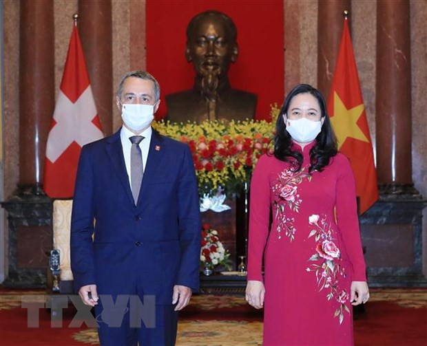 La vice-présidente Vo Thi Anh Xuan reçoit son homologue suisse Ignazio Cassis ảnh 1 La vice-présidente Vo Thi Anh Xuan reçoit son homologue suisse Ignazio Cassis ảnh 1