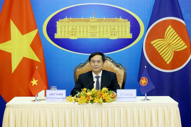 Le Vietnam assiste à la 22e réunion des ministres des Affaires étrangères de l’ASEAN+3 ảnh 1