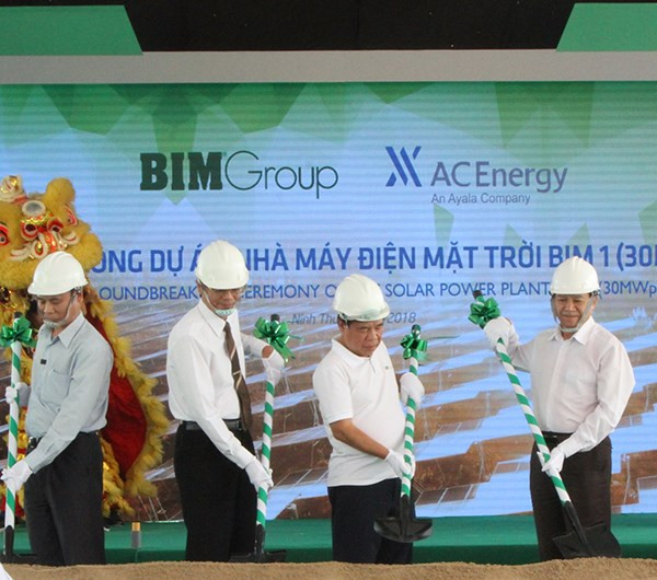 Mise en chantier de la première centrale photovoltaïque à Ninh Thuan ảnh 1